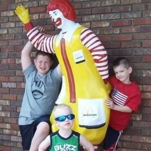 Meet your Posher, Lisa